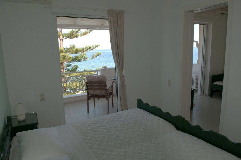 Stefania Apartments Kypseli Екстер'єр фото